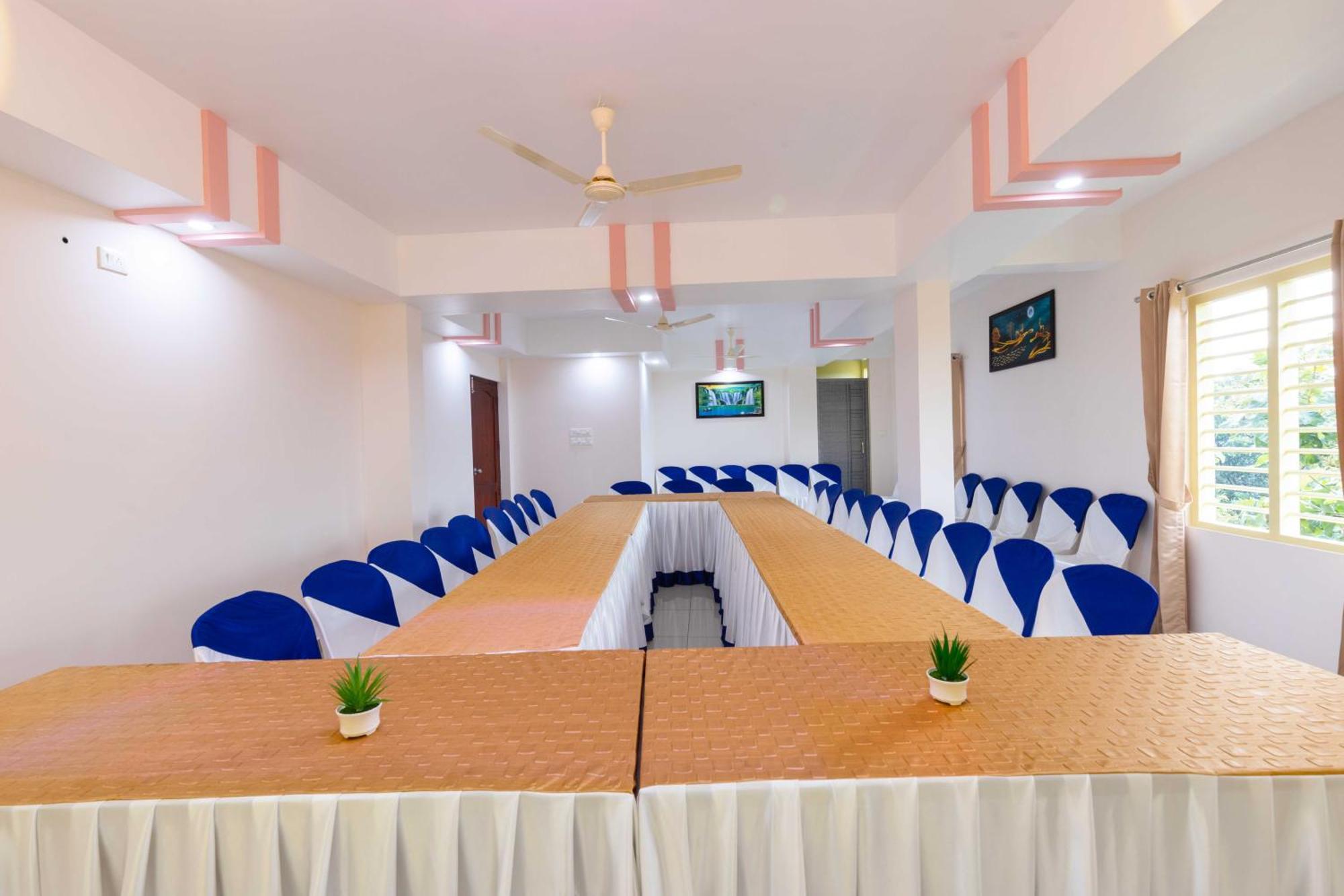 Treebo Airsuite Airport Hotel Kochi Exterior foto