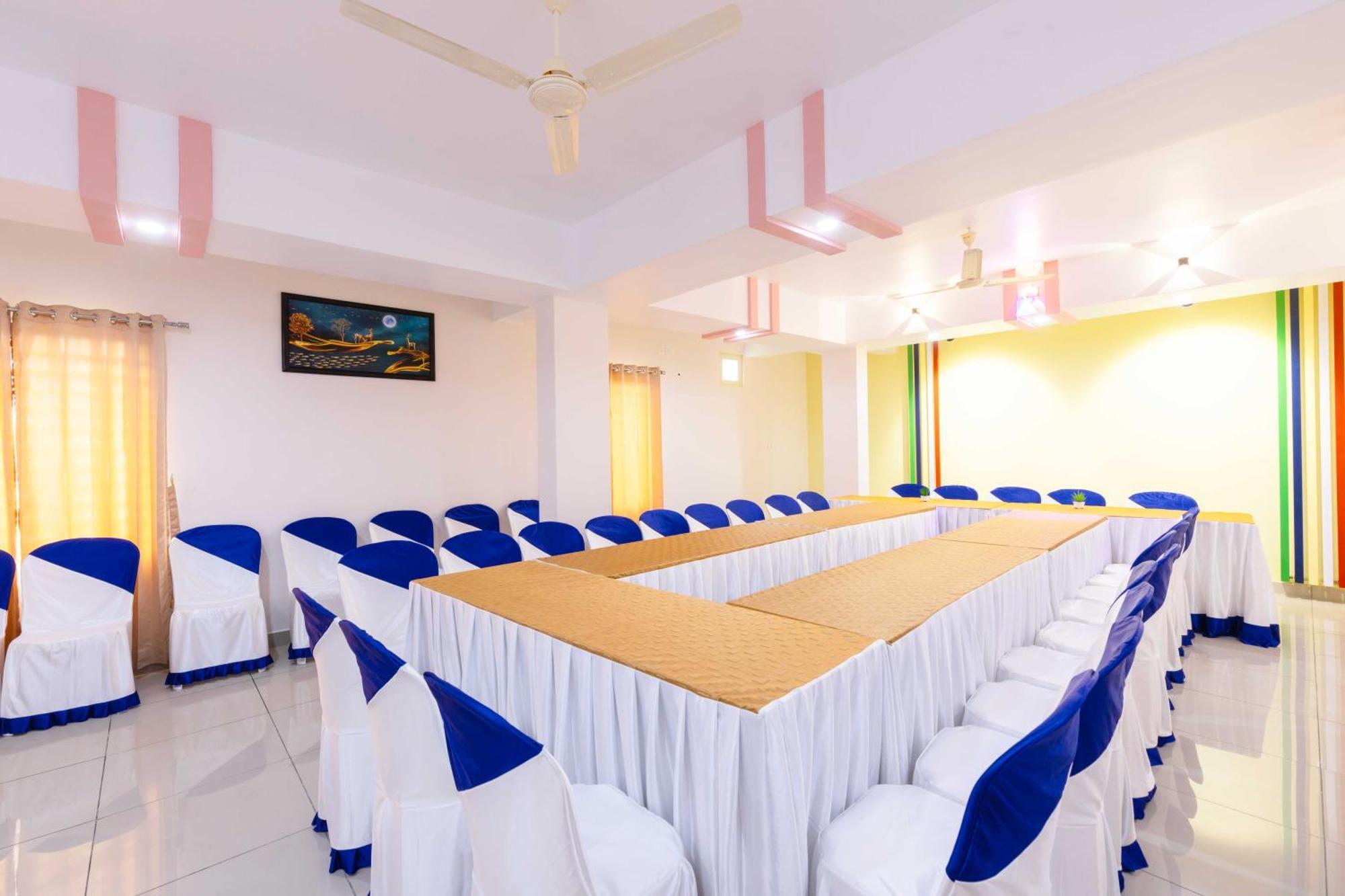Treebo Airsuite Airport Hotel Kochi Exterior foto